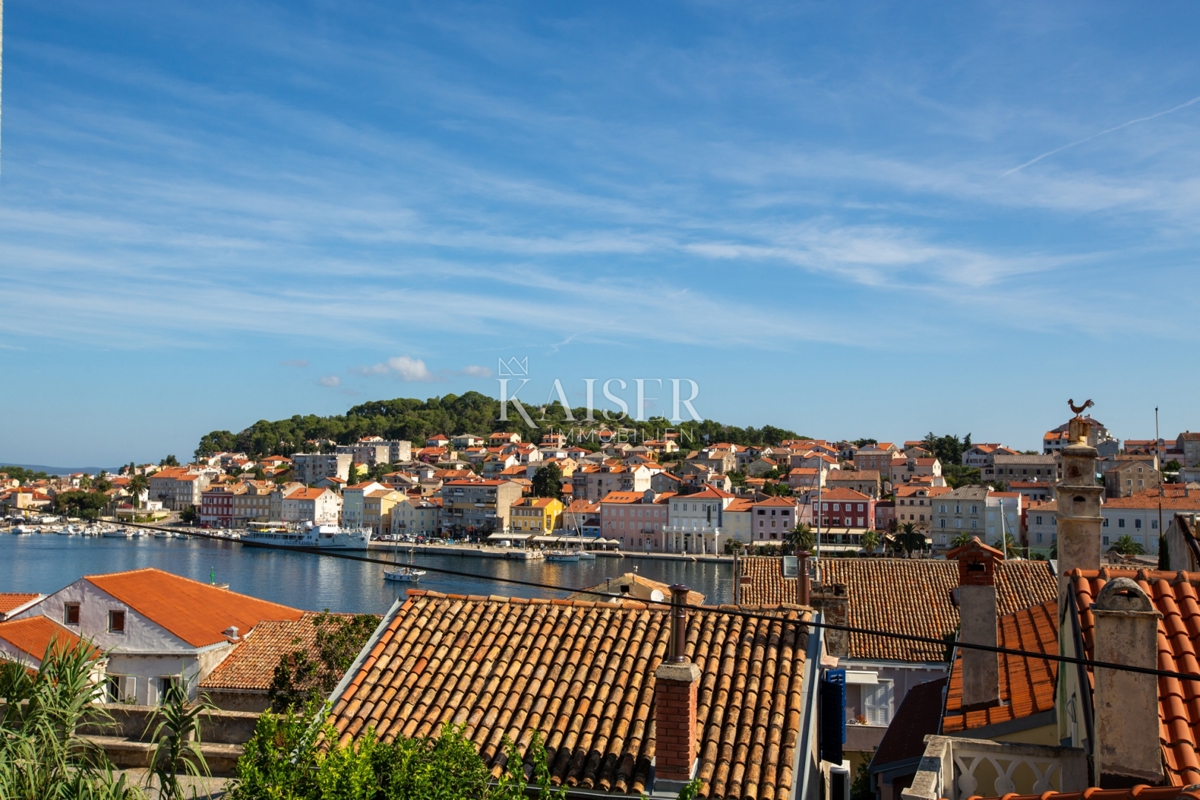 Mali Lošinj. Una bellissima villa in un'ottima posizione