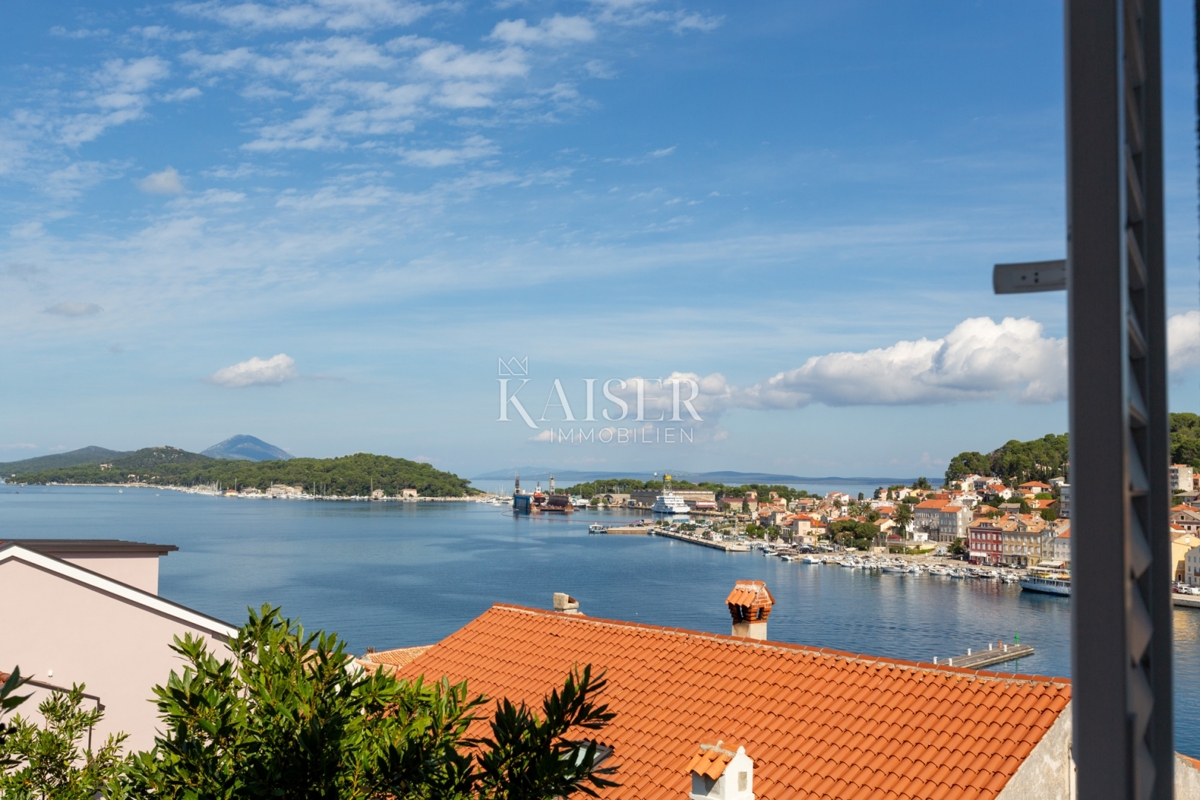 Mali Lošinj. Una bellissima villa in un'ottima posizione
