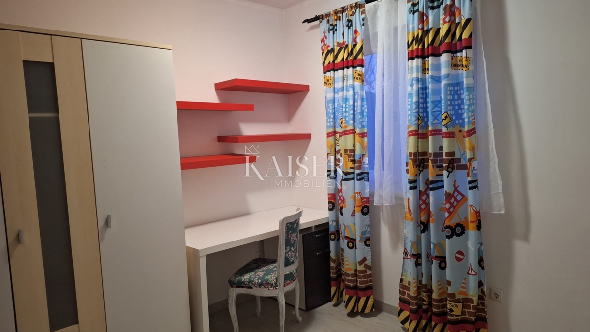 Matulji, Brešca - appartamento con tre camere da letto, parcheggio e giardino