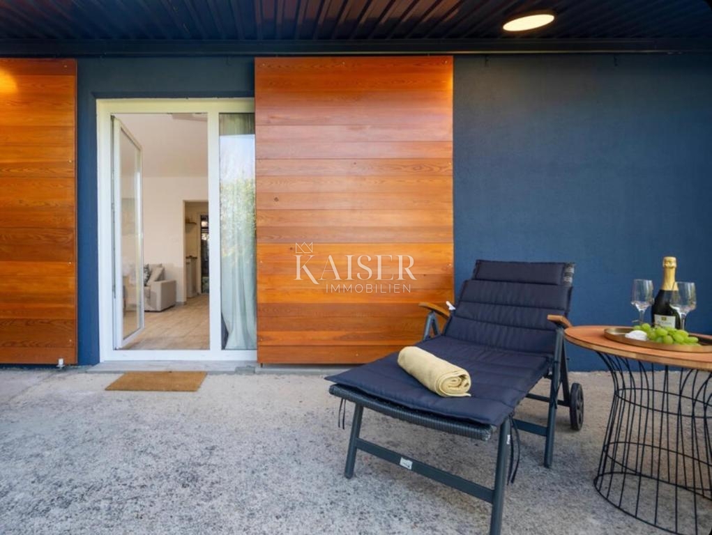 Opatija, Brseč - casa con giardino in centro, 57 m2