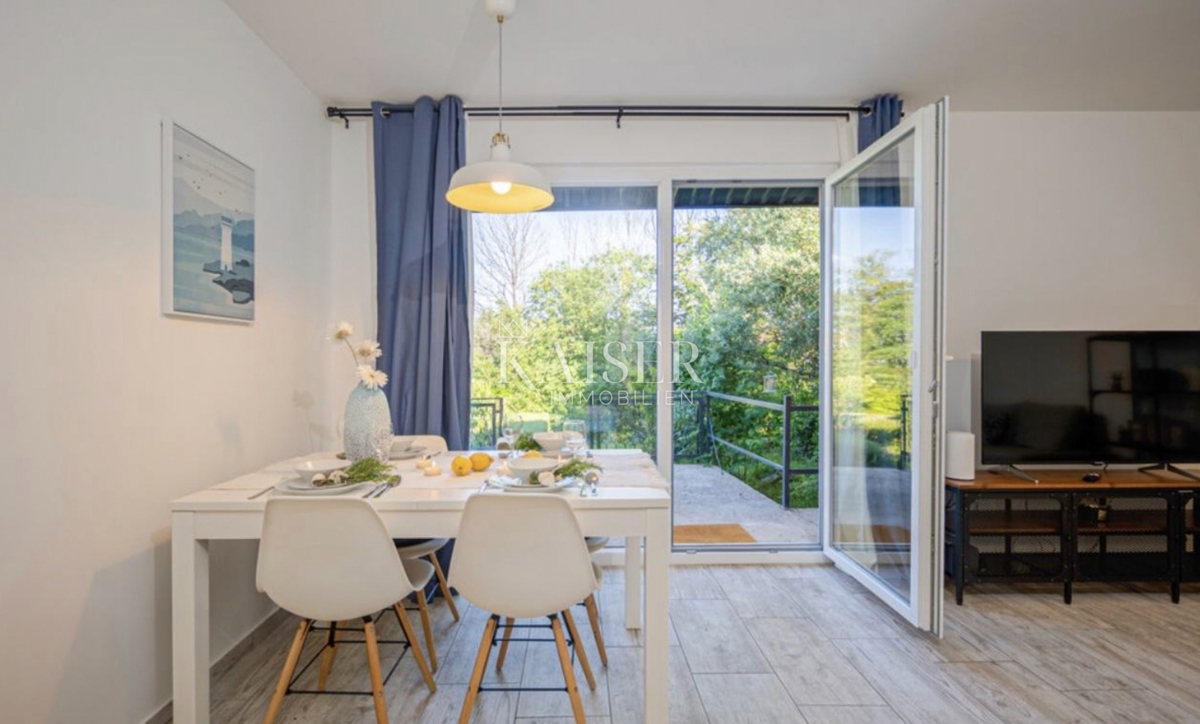 Opatija, Brseč - casa con giardino in centro, 57 m2