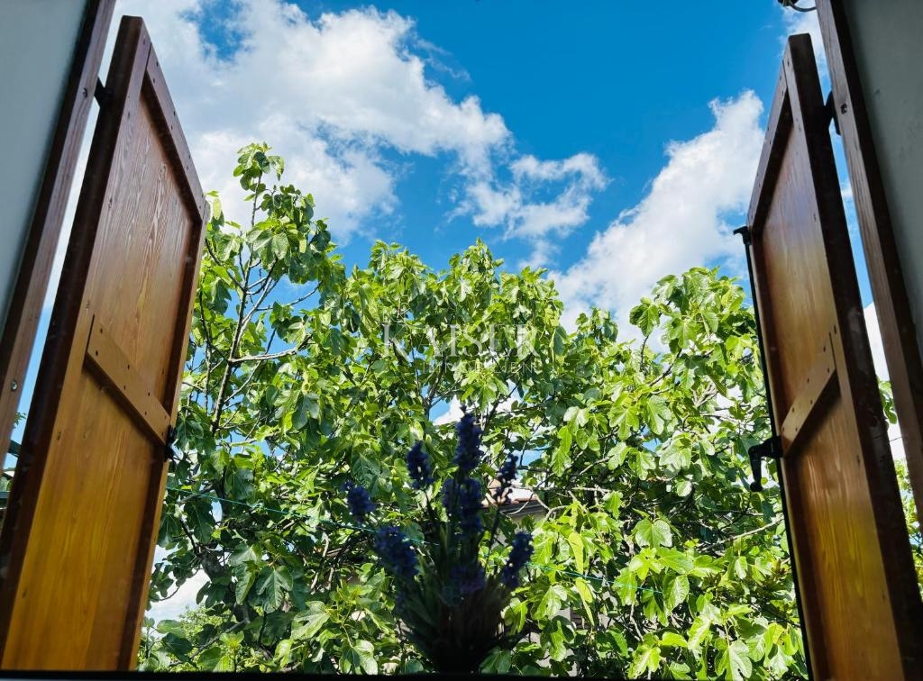 Opatija, Brseč - casa con giardino in centro, 57 m2