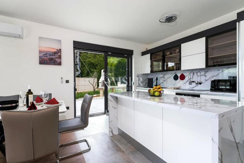 Krk, Risika - moderna casa bifamiliare, 150 m2, vista mare