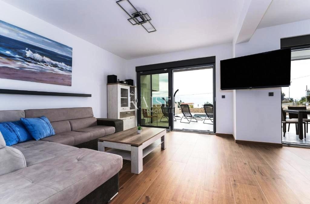 Krk, Risika - moderna casa bifamiliare, 150 m2, vista mare