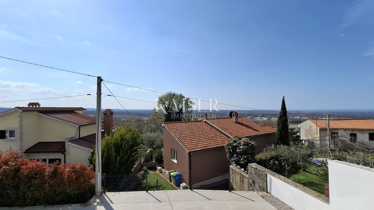 Istria, Kaštelier - Casa con due appartamenti, 188 m2, piscina
