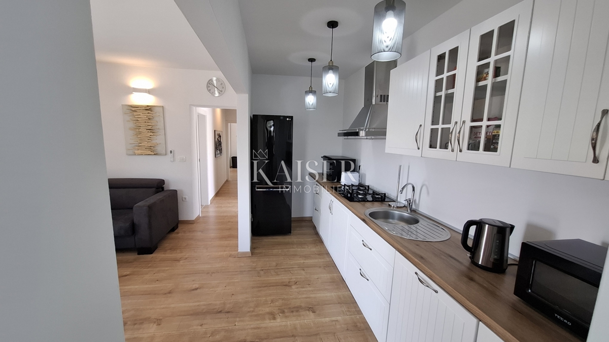 Istria, Kaštelier - Casa con due appartamenti, 188 m2, piscina