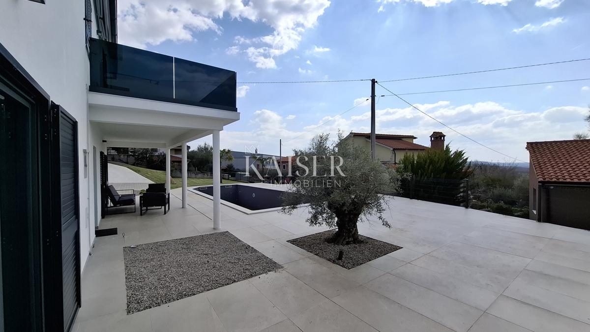 Istria, Kaštelier - Casa con due appartamenti, 188 m2, piscina