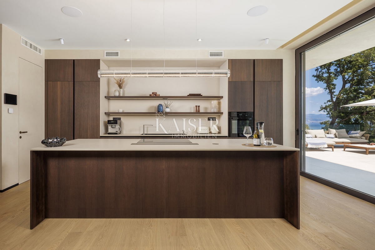 Riviera di Opatija - villa con il mare nel palmo della mano, 290 m2