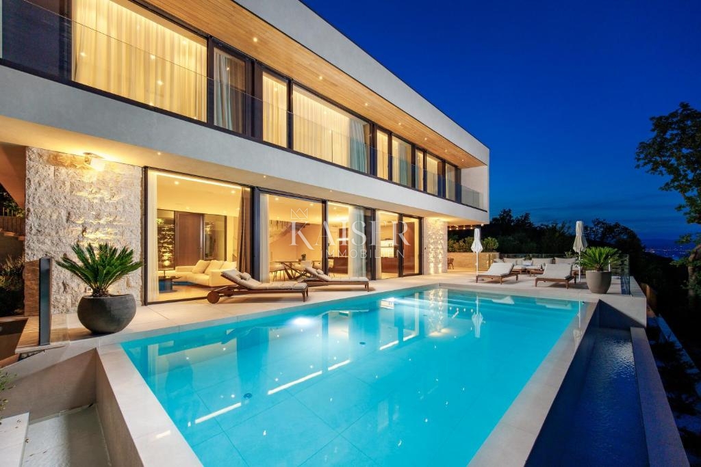 Riviera di Opatija - villa con il mare nel palmo della mano, 290 m2