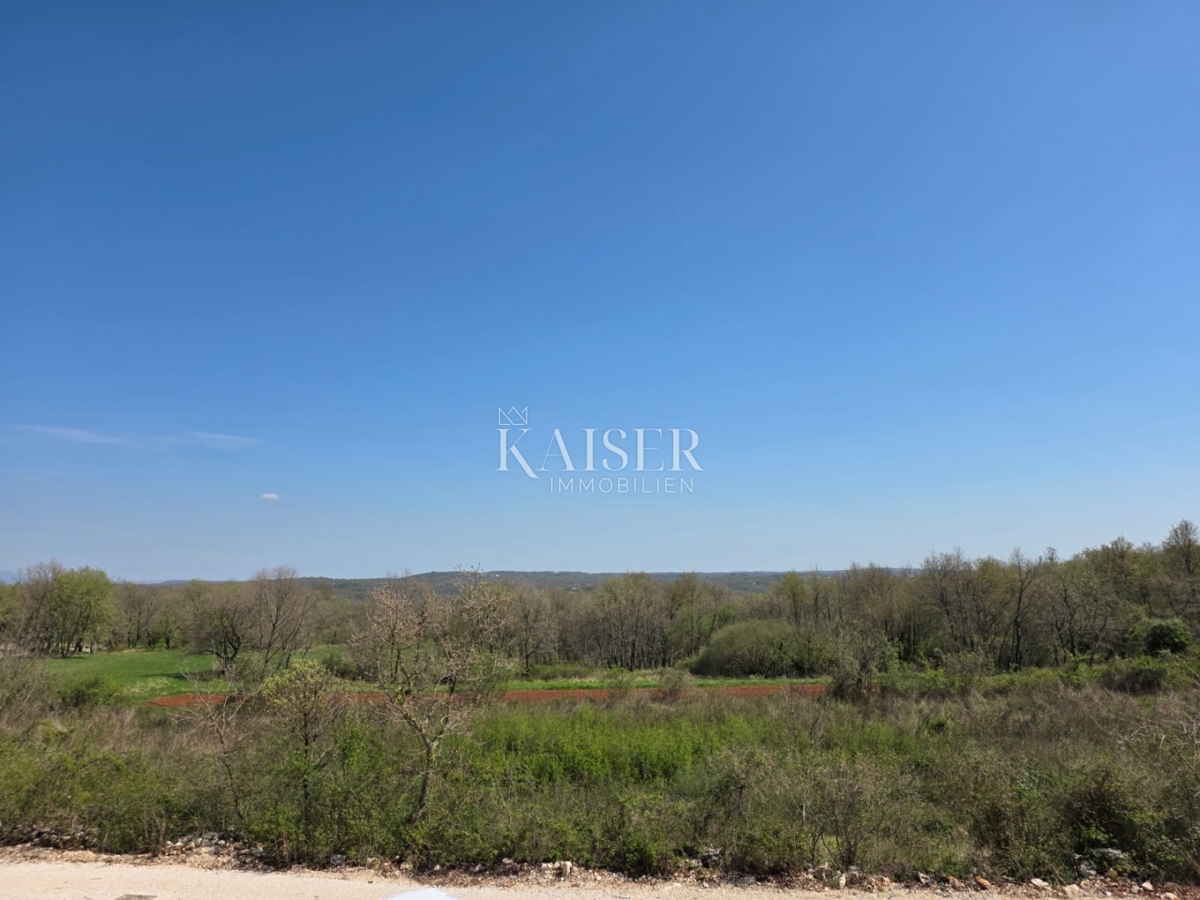 Istria, Tinjan - casa con piscina immersa nella natura