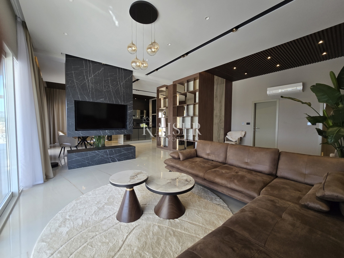 Villa Sapina Doca, Rogoznica, 500m2