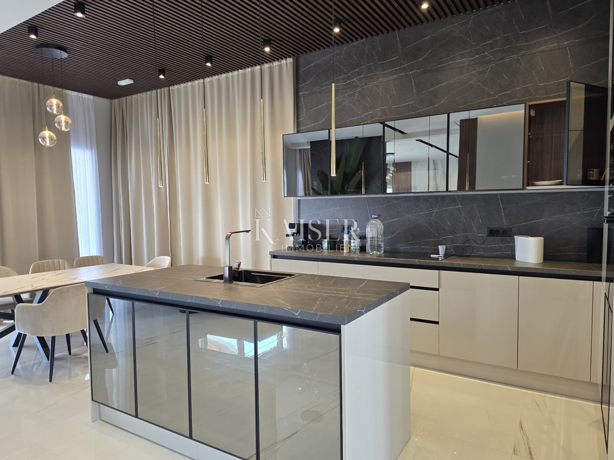 Villa Sapina Doca, Rogoznica, 500m2