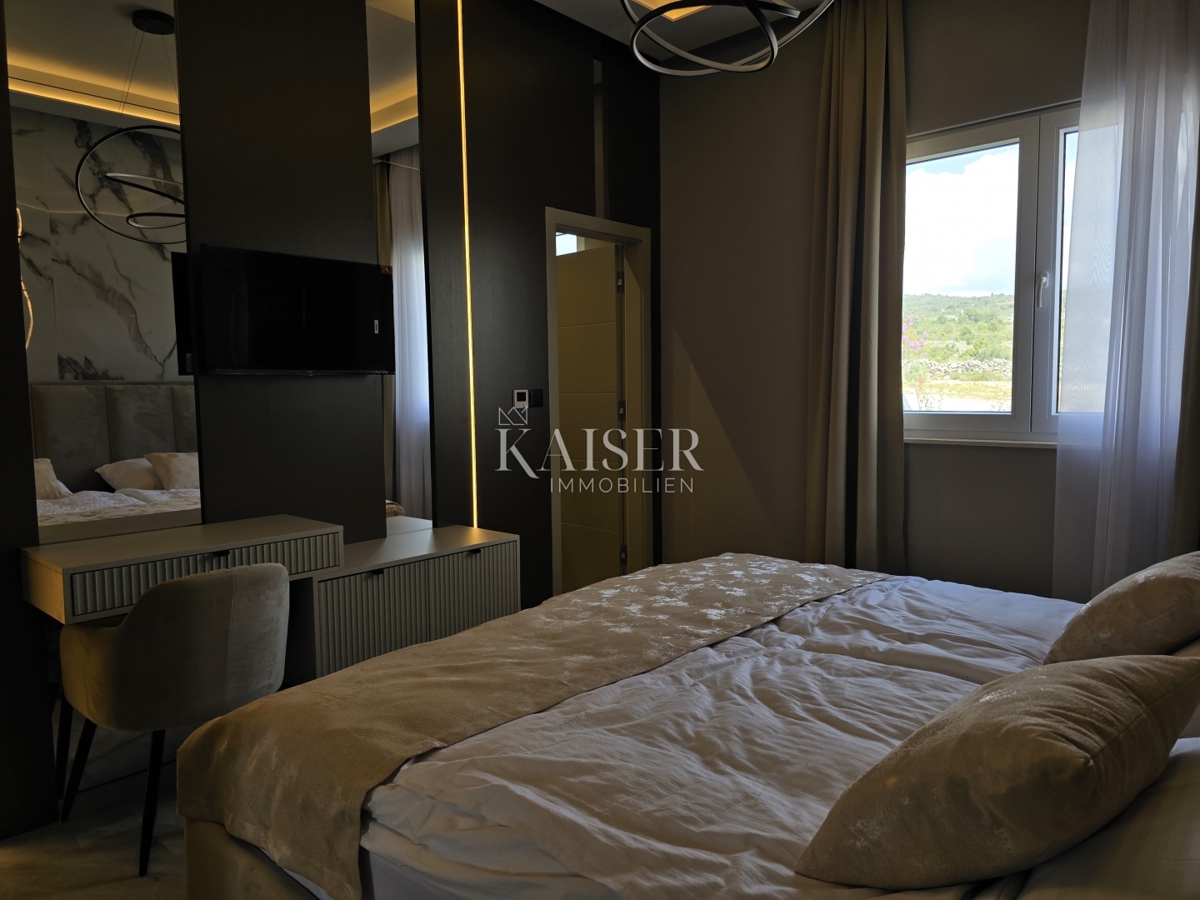 Villa Sapina Doca, Rogoznica, 500m2