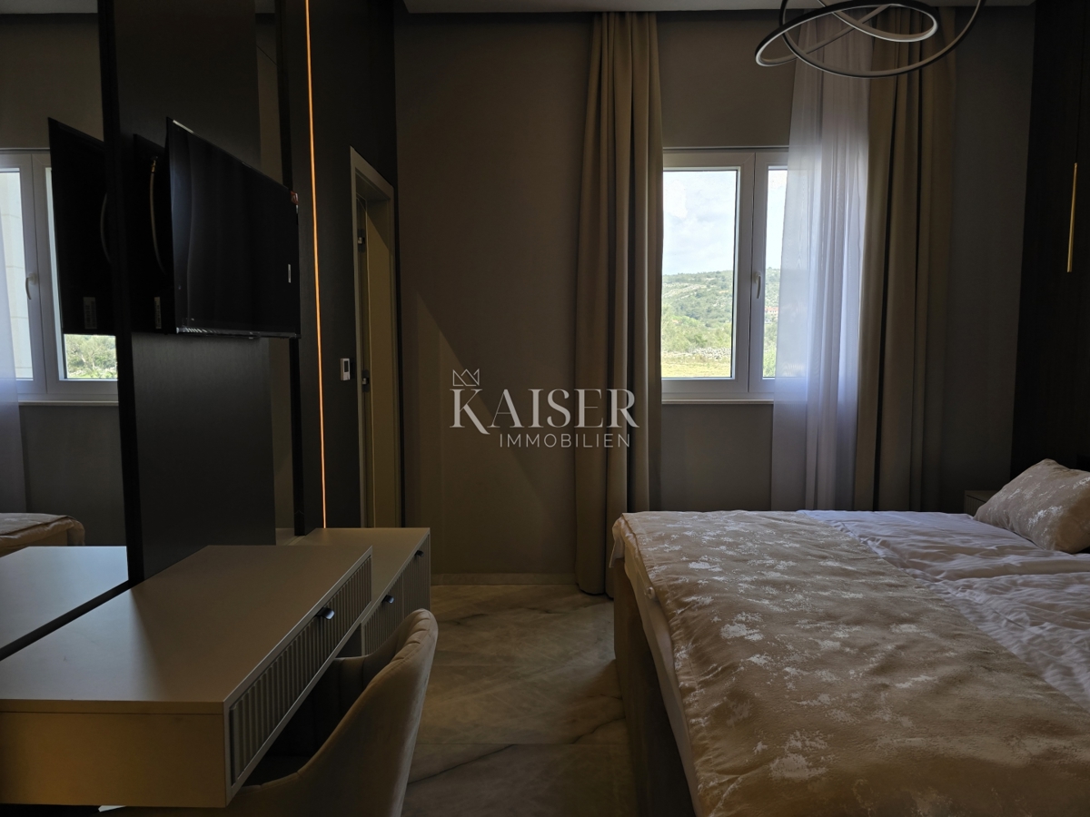 Villa Sapina Doca, Rogoznica, 500m2