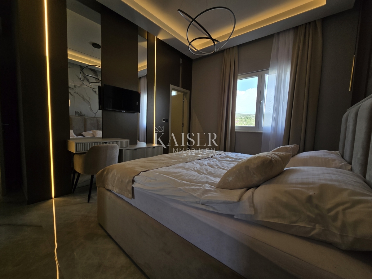 Villa Sapina Doca, Rogoznica, 500m2