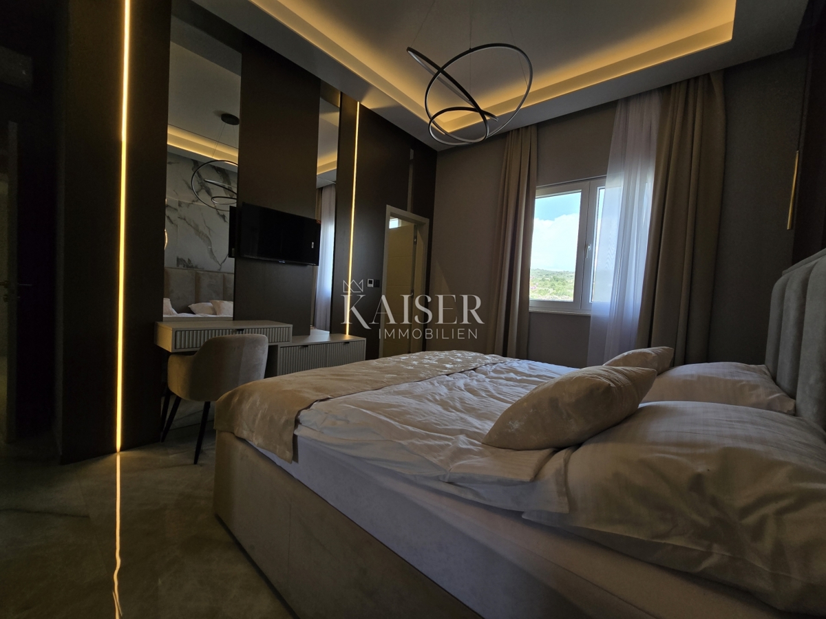 Villa Sapina Doca, Rogoznica, 500m2