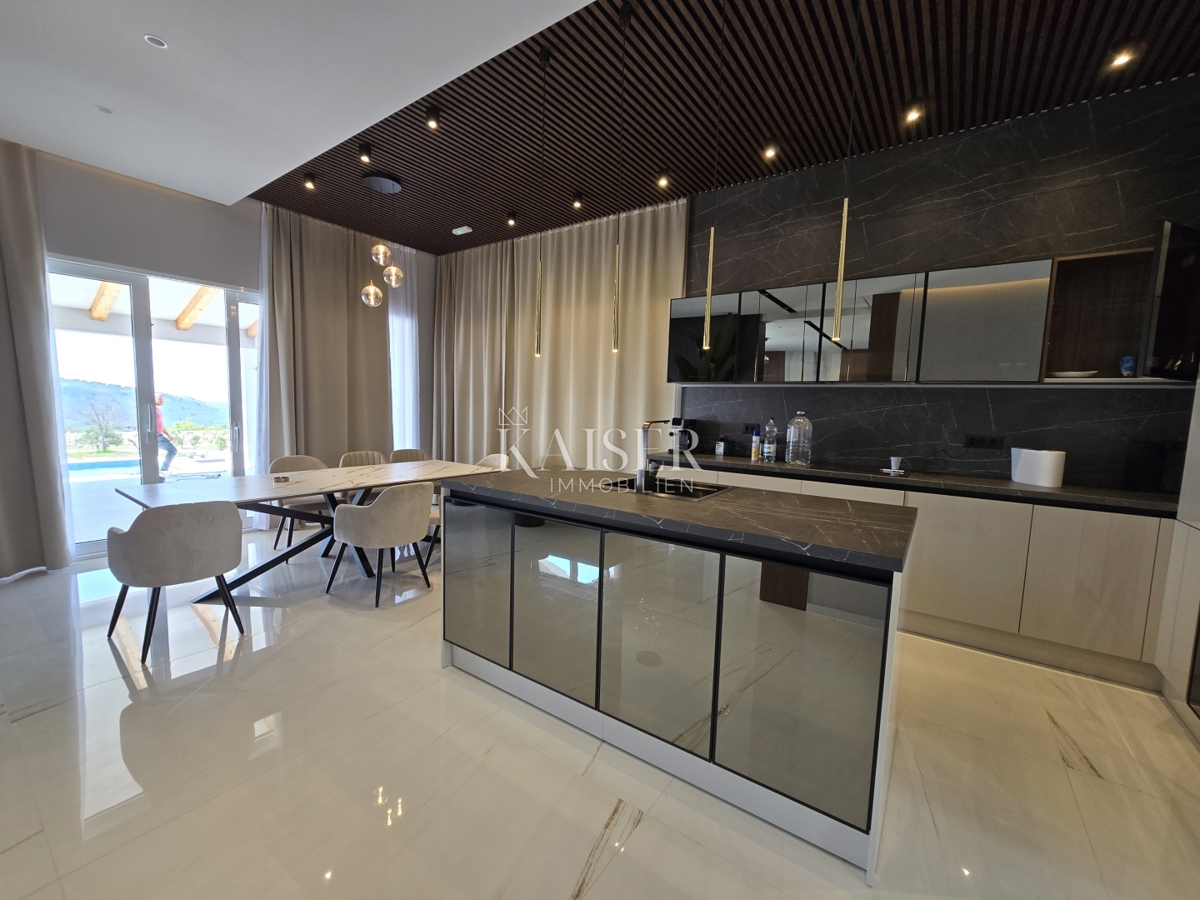 Villa Sapina Doca, Rogoznica, 500m2