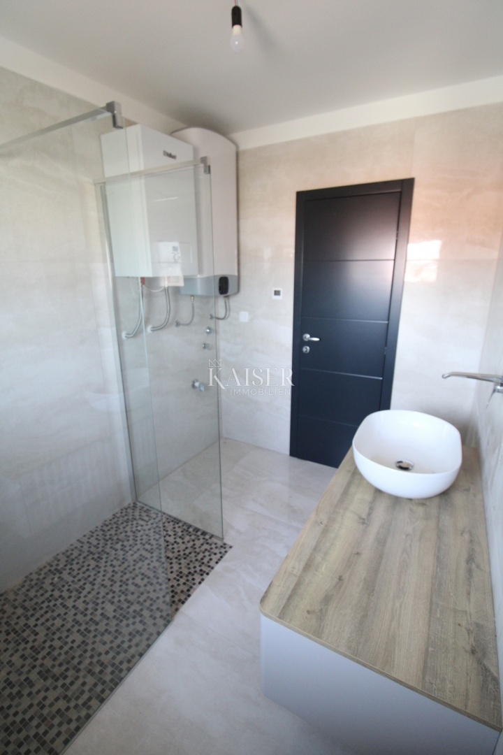 Appartamento Malinska, Malinska-Dubašnica, 75m2