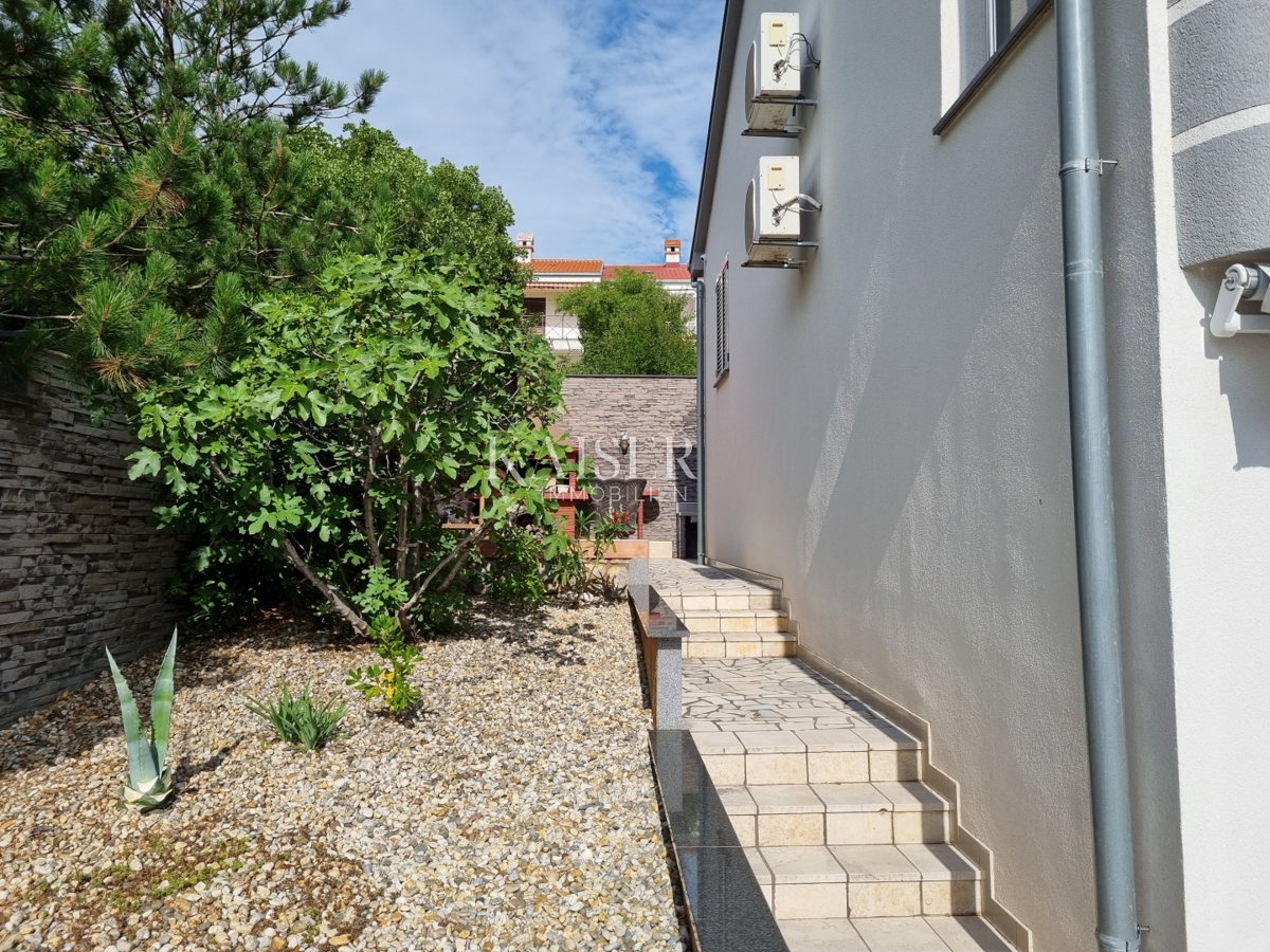 Casa Klenovica, Novi Vinodolski, 210m2