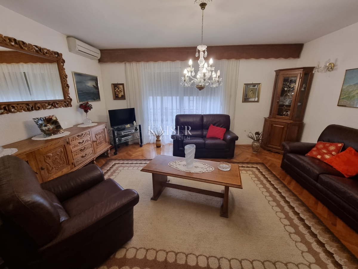 Casa Novi Vinodolski, 250m2