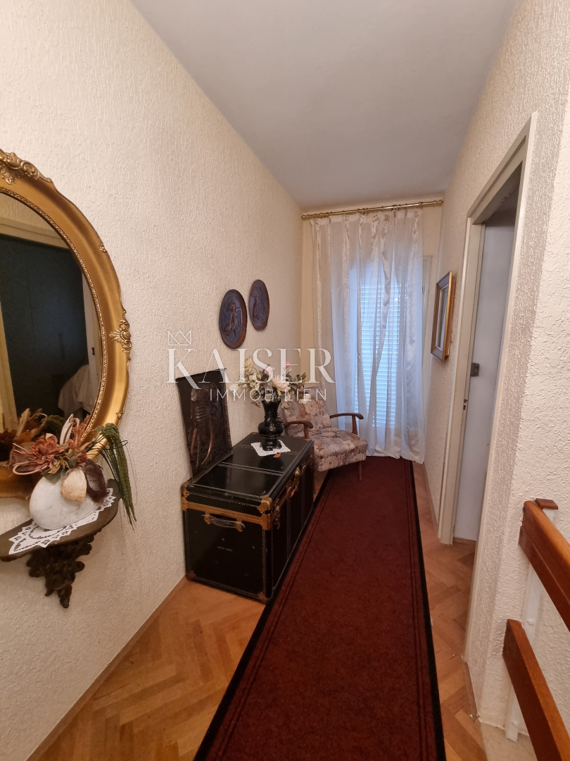 Casa Novi Vinodolski, 250m2