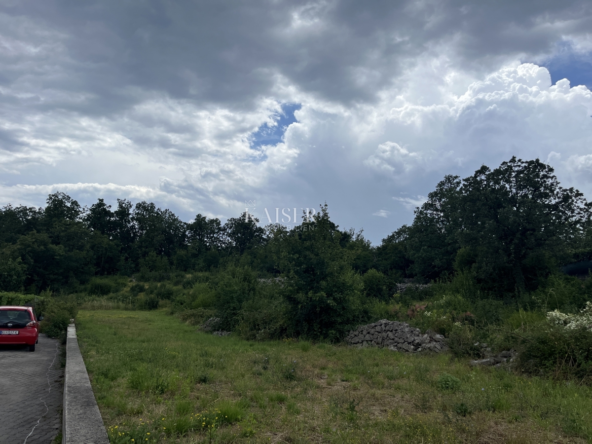 Marinići - Terreno edificabile 1710 m2