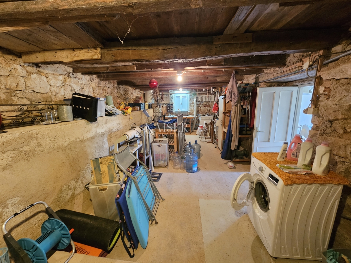 Casa Sveti Ivan Dobrinjski, Dobrinj, 250m2
