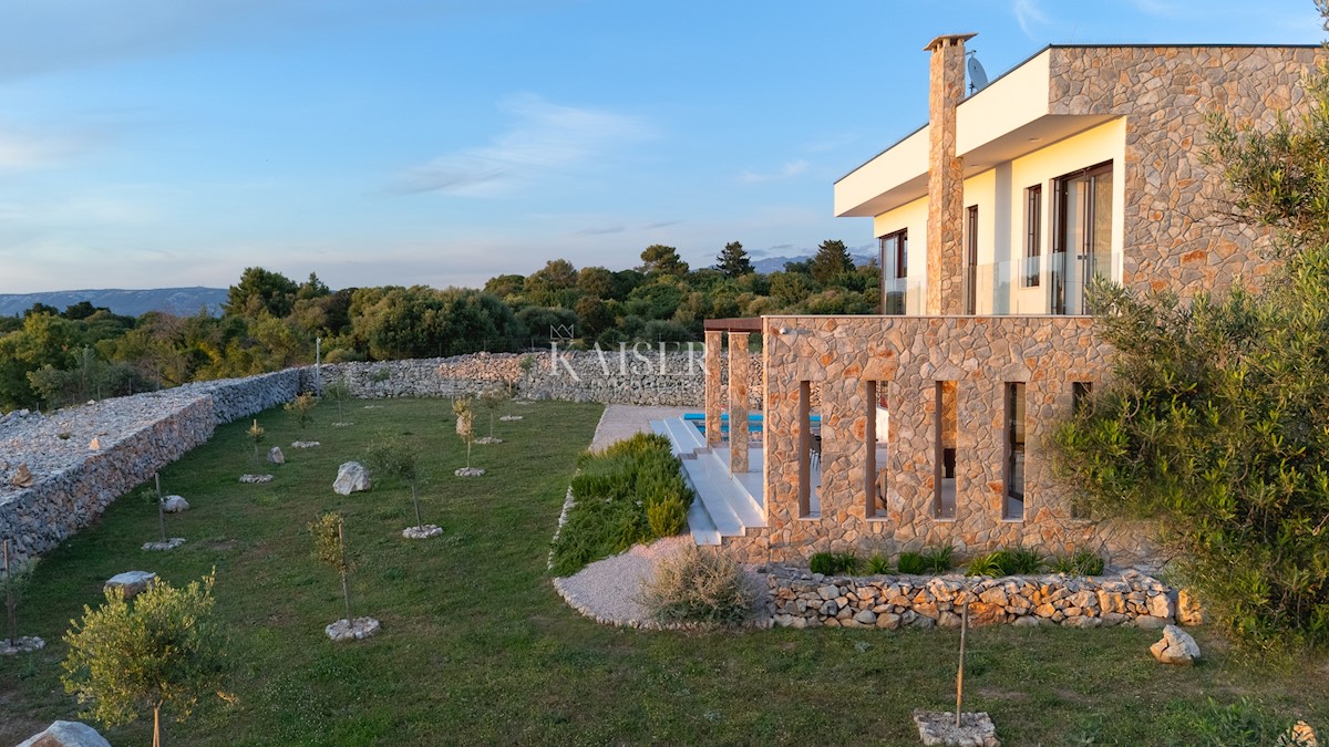 Isola di Pag, villa moderna mediterranea con vista mare