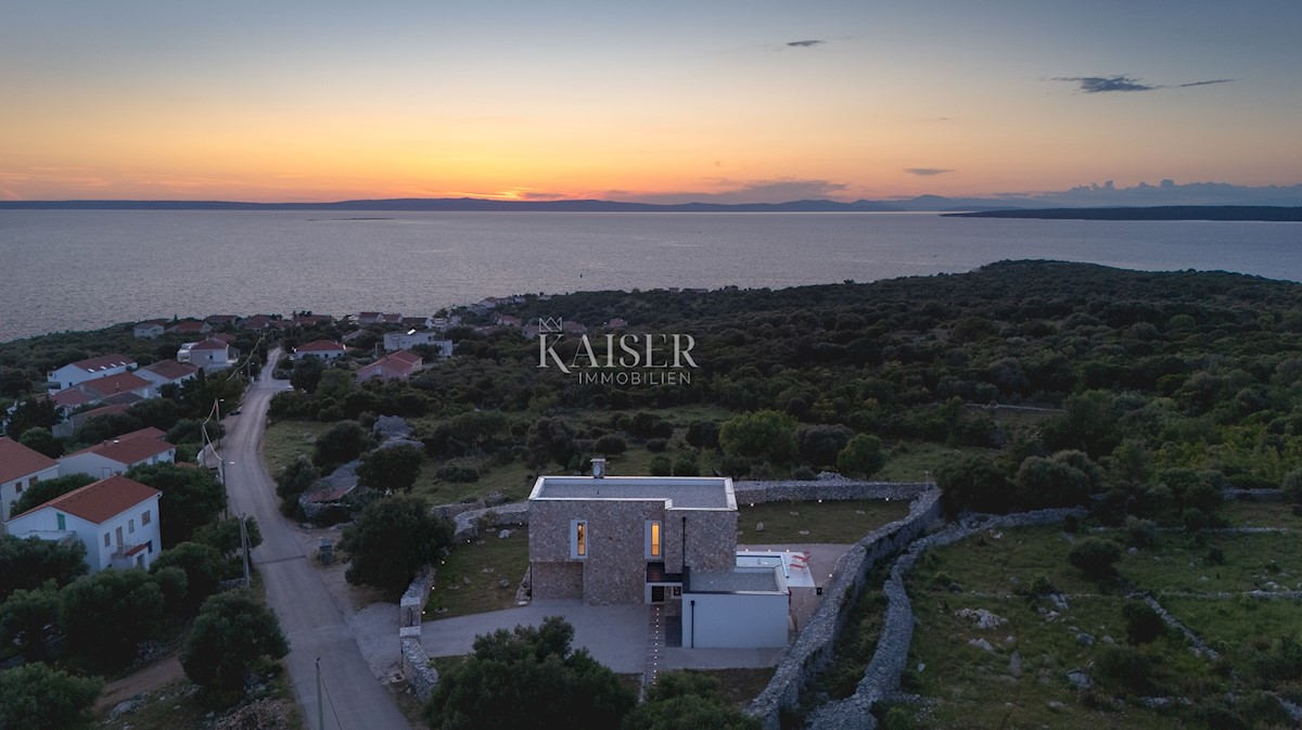 Isola di Pag, villa moderna mediterranea con vista mare