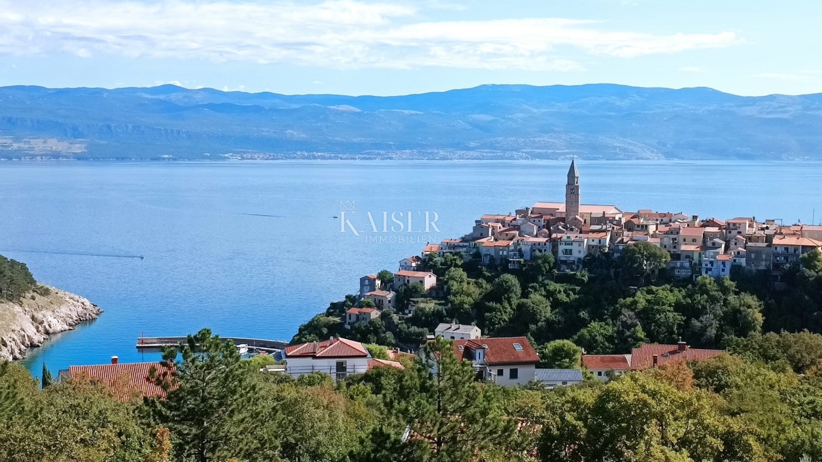 Vrbnik, isola di Krk - appartamento 93m2 con bellissima vista 