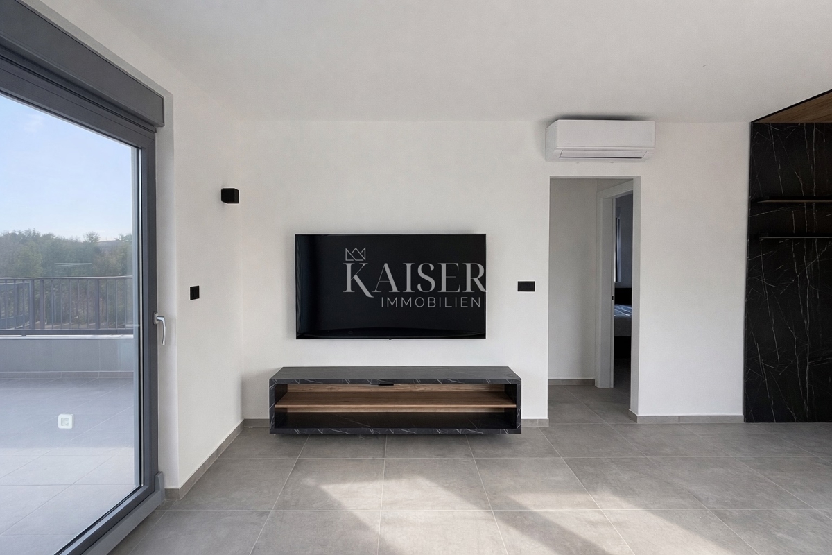 Zara, Privlaka appartamento in una nuova costruzione, 70 m dal mare