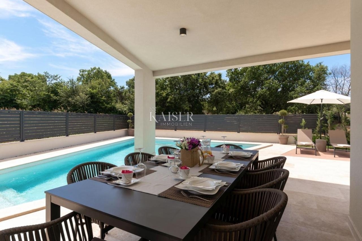 Istria - Parenzo, villa moderna e lussuosa con vista mare