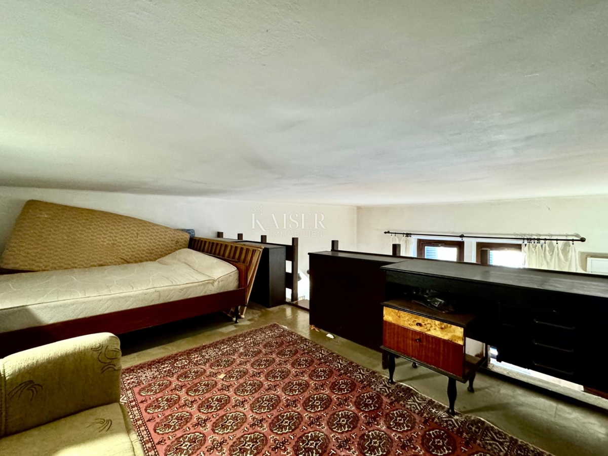 Opatija, Lovran – Appartamento con soppalco a 500 m dal mare, 56 m2