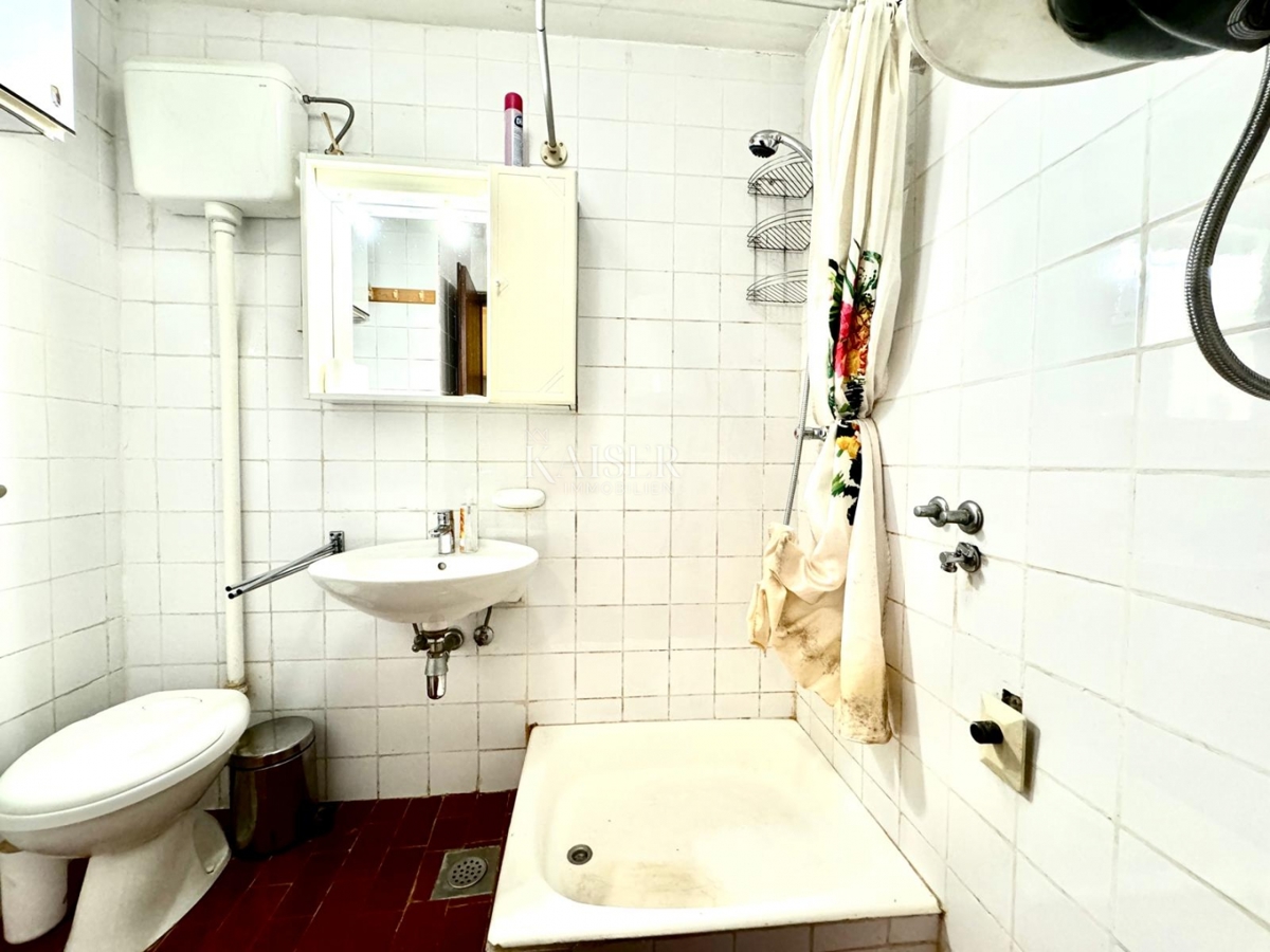 Opatija, Lovran – Appartamento con soppalco a 500 m dal mare, 56 m2