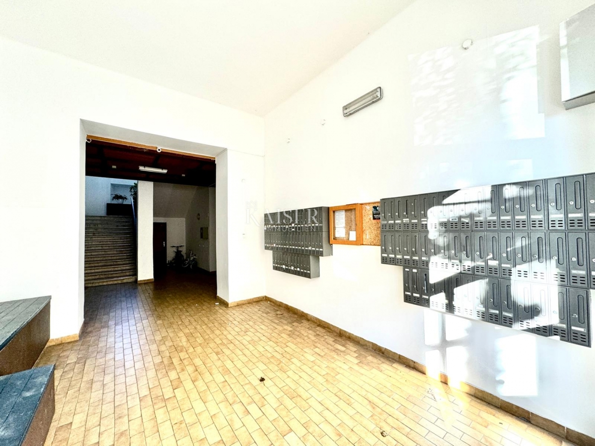 Opatija, Lovran – Appartamento con soppalco a 500 m dal mare, 56 m2