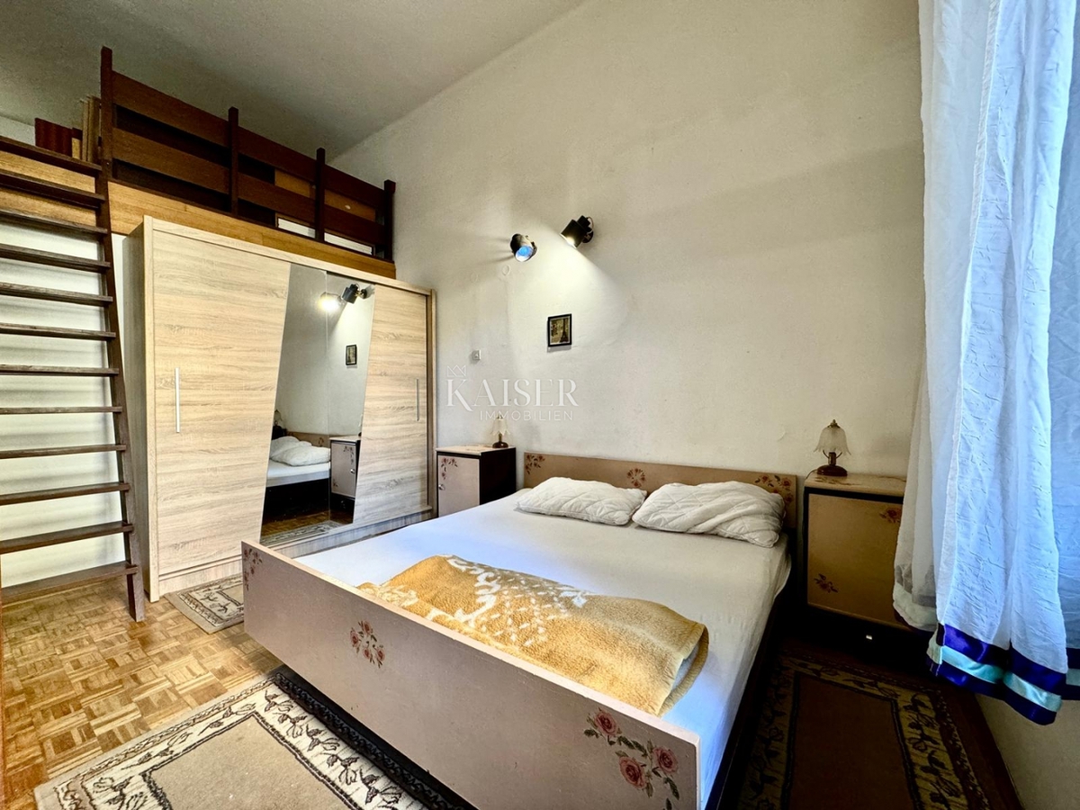 Opatija, Lovran – Appartamento con soppalco a 500 m dal mare, 56 m2