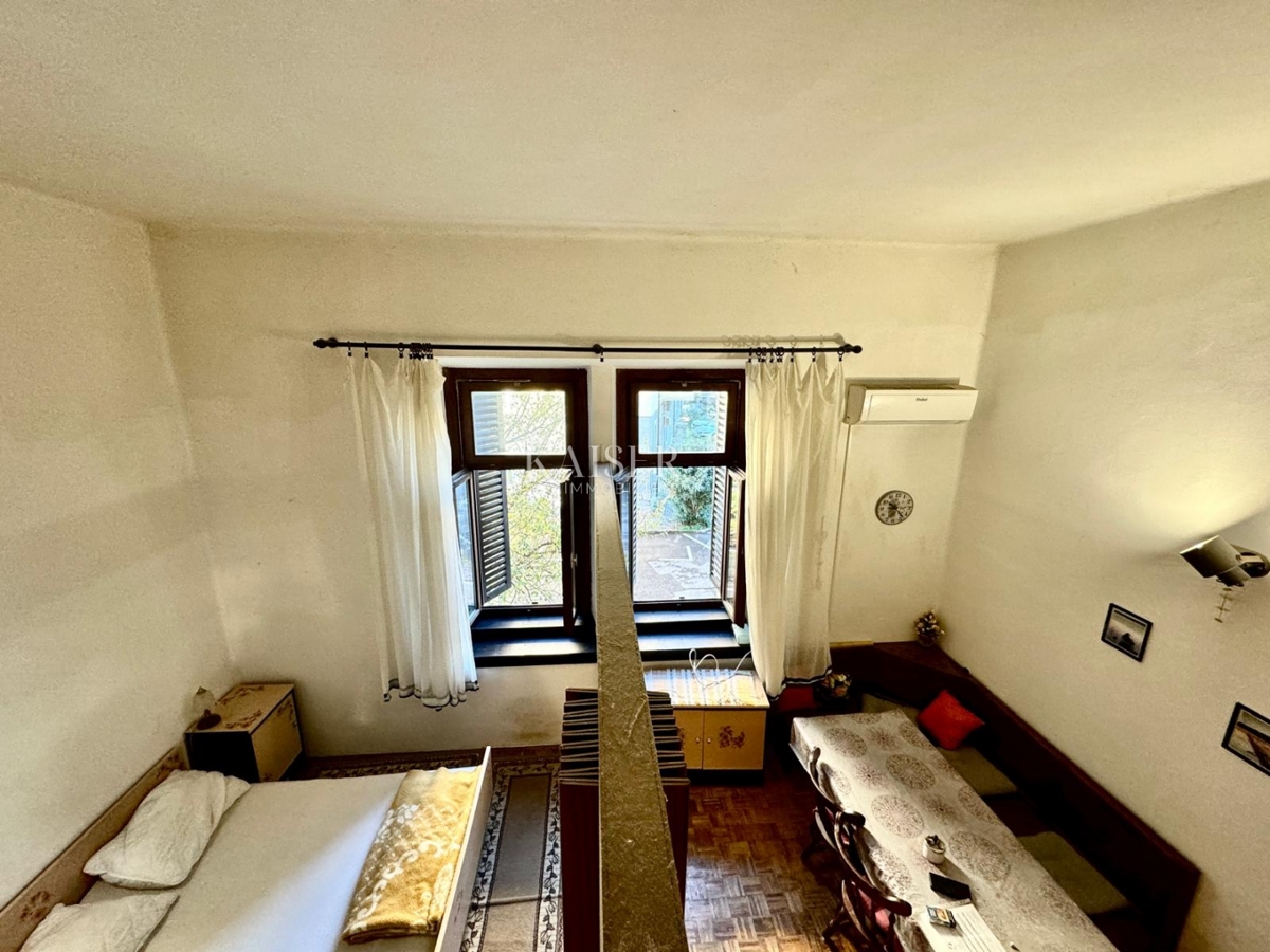 Opatija, Lovran – Appartamento con soppalco a 500 m dal mare, 56 m2