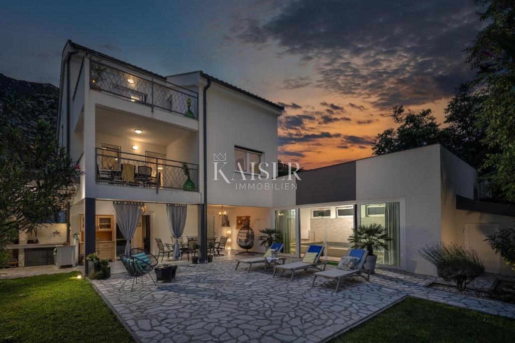 Tribalj - una bellissima villa vicino al lago