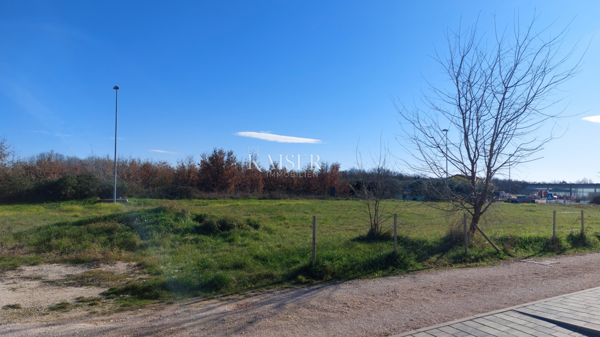 Земля під забудову Novigrad, 1.858m2