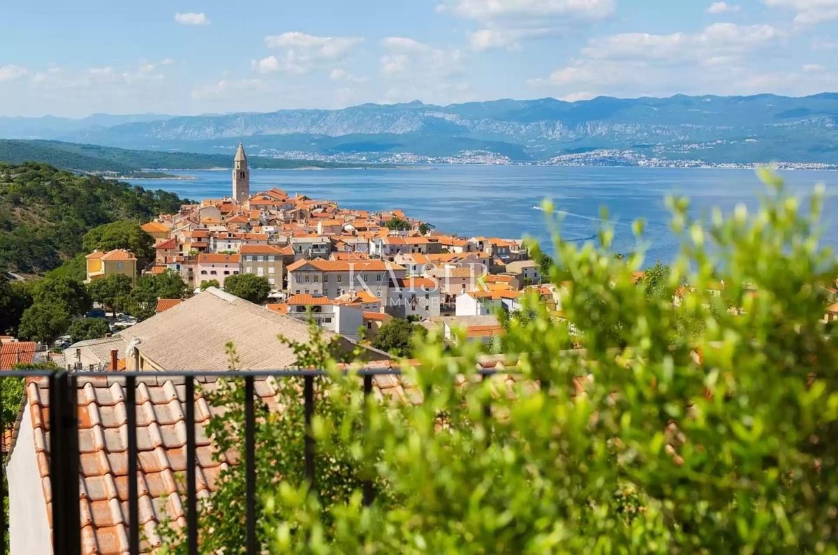 Isola di Krk, Vrbnik - villa moderna 127m2 con vista panoramica 