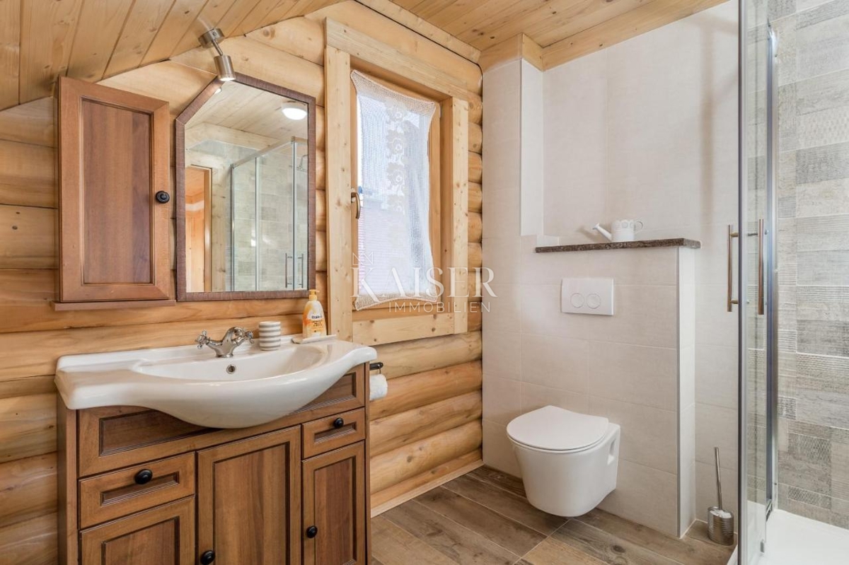 Casa Brod na Kupi, Delnice, 260m2