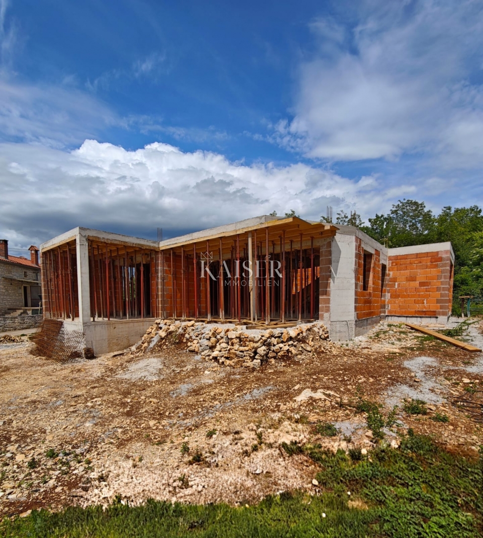 Villa Muntrilj, Tinjan, 235m2