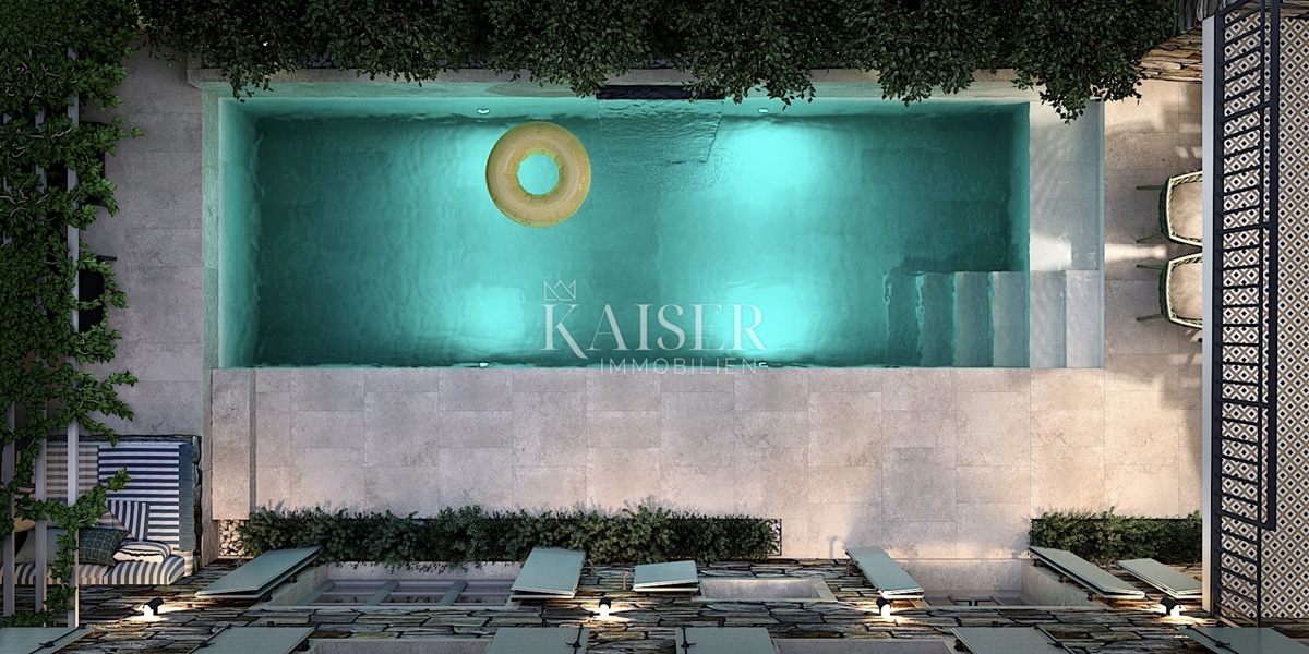 Istria, zona Parenzo - Autentica villa istriana di 183 m2 con piscina e sauna