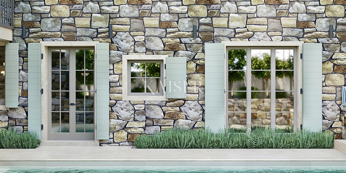 Istria, zona Parenzo - Autentica villa istriana di 183 m2 con piscina e sauna