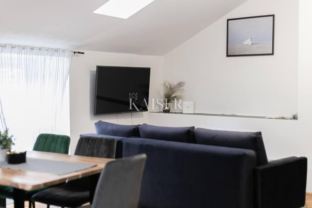 Crikvenica, centro - appartamento, 2 camere da letto + soggiorno, a 100 metri dal mare