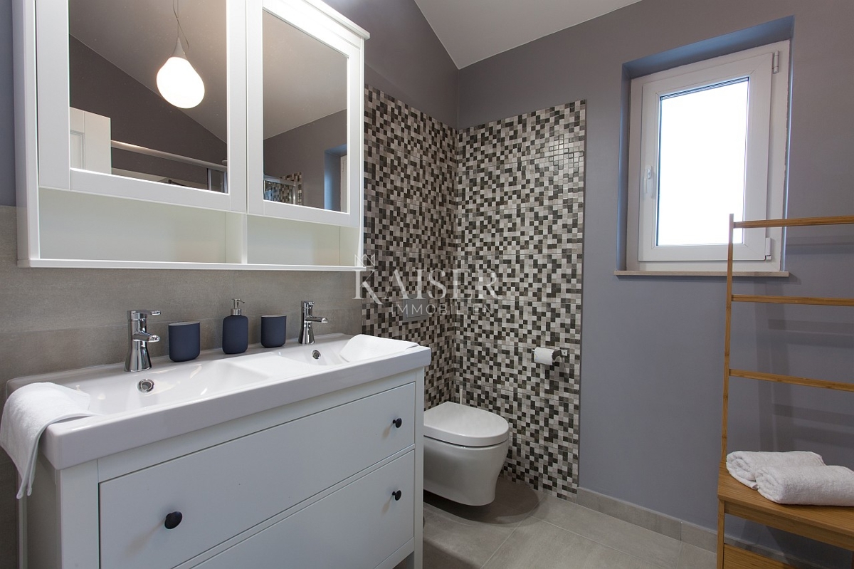 Villa Kras, Dobrinj, 185m2