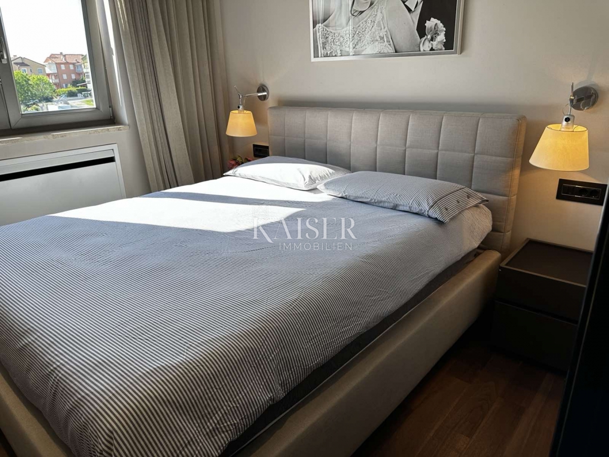 Istria, Cittanova - appartamento lussuosamente arredato di 119 m2, posizione eccellente, vista mare