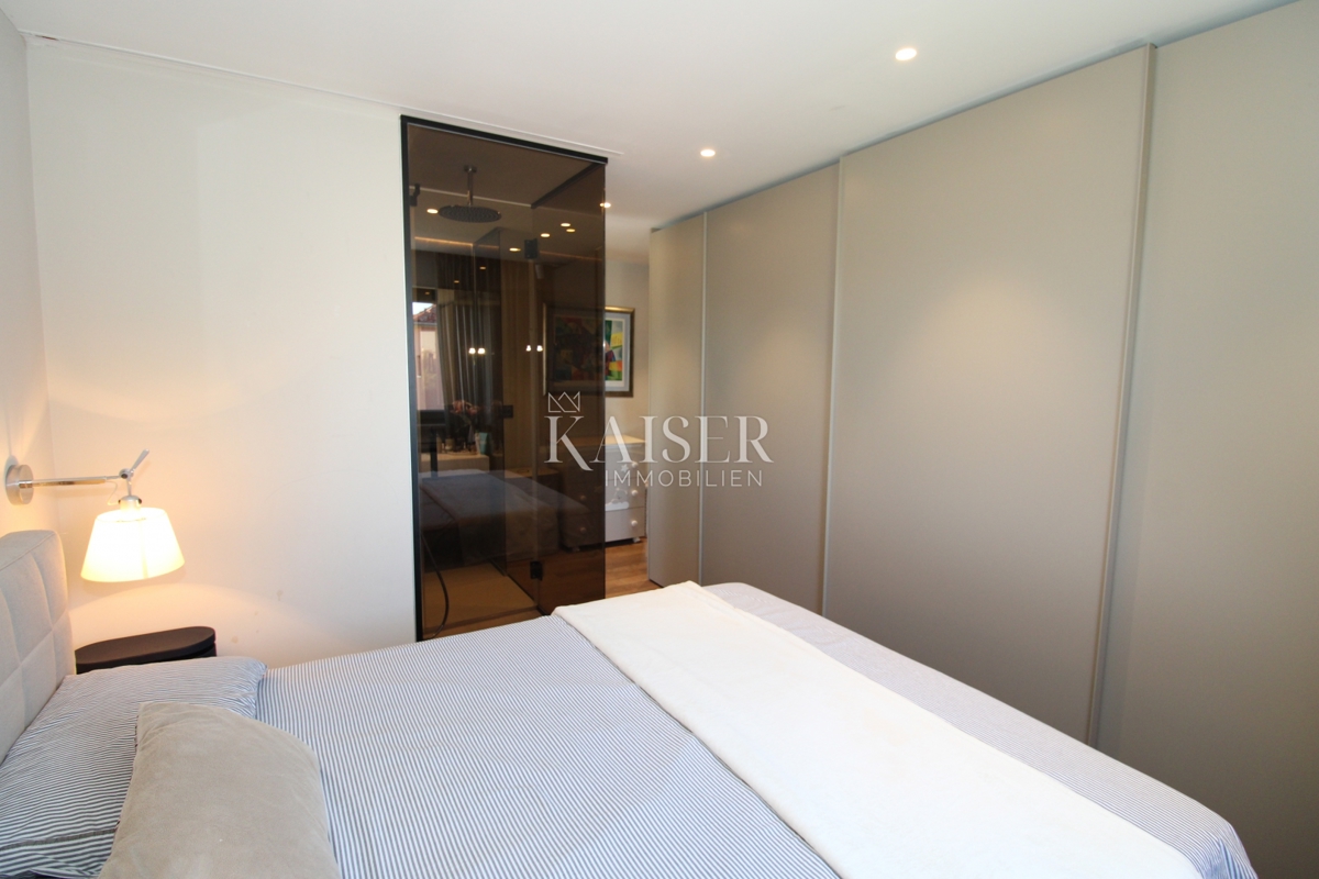 Istria, Cittanova - appartamento lussuosamente arredato di 119 m2, posizione eccellente, vista mare