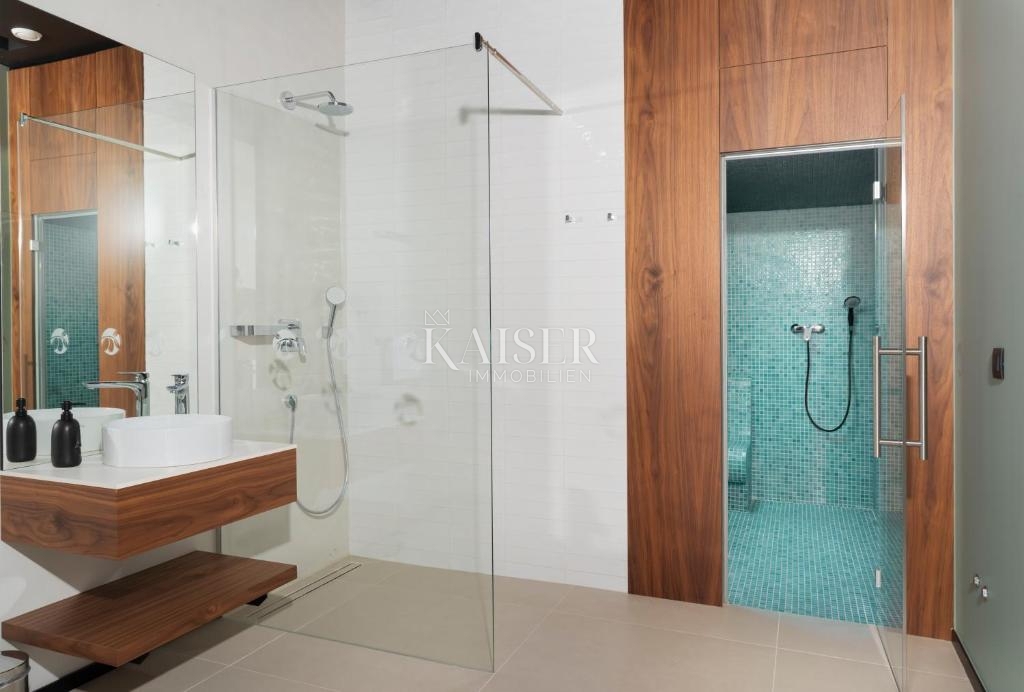 Zara - Proprietà esclusiva con due ville.