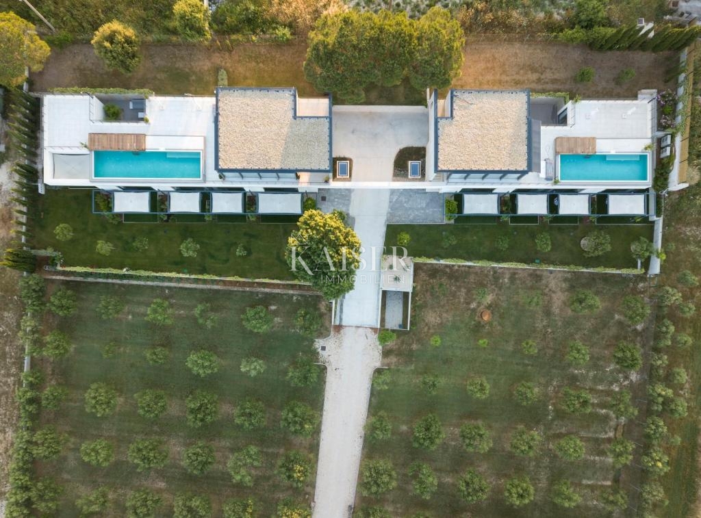 Zara - Proprietà esclusiva con due ville.